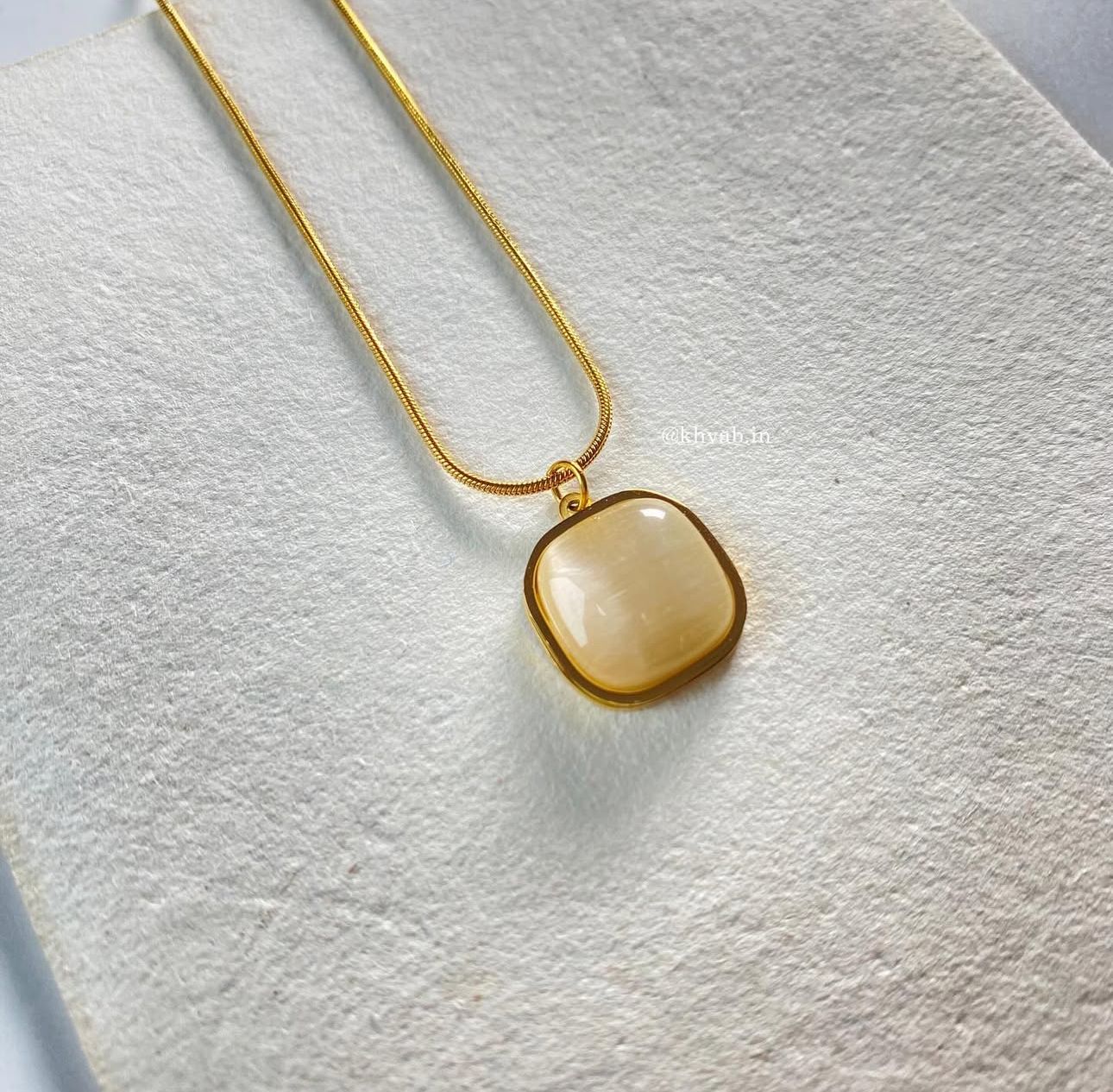 Honey Glow Pendant