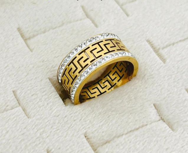 Golden Muse Ring