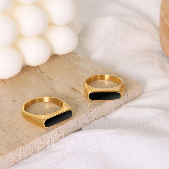 Onyx Luxe Ring