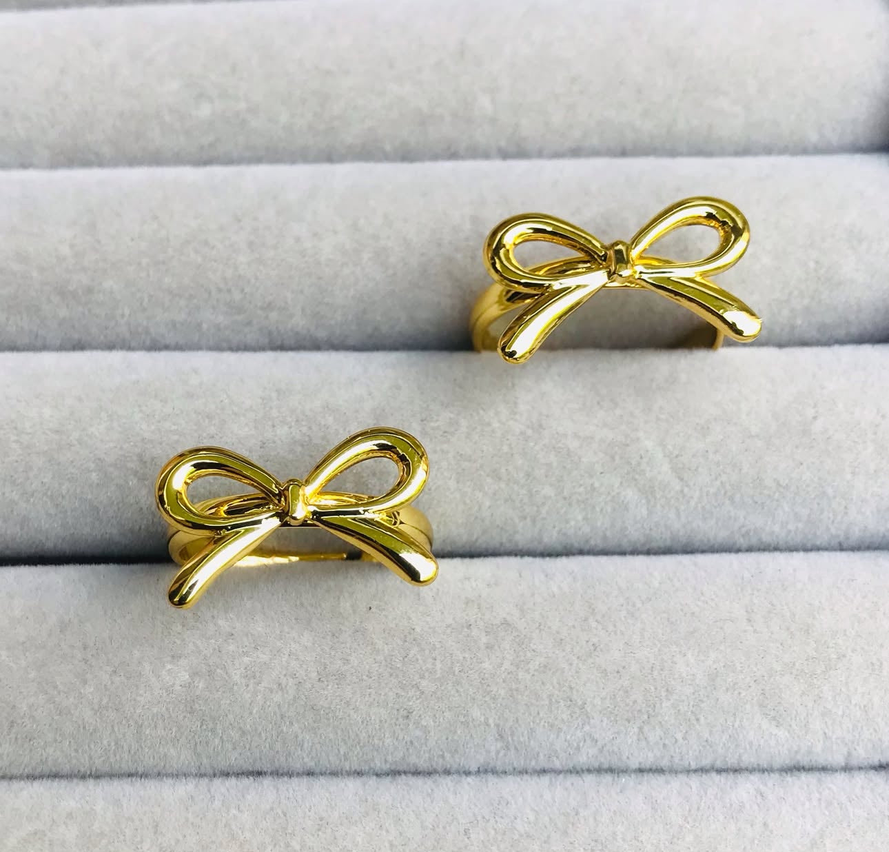 Belle Bow Ring