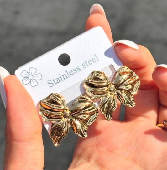 Golden Grace Bow Earring