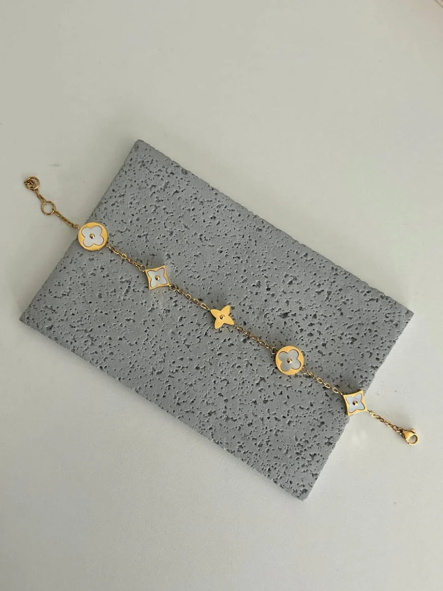Petal Glow Bracelet