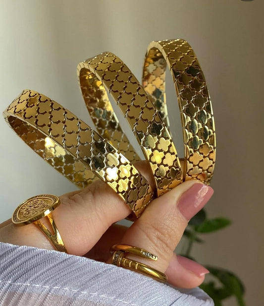Aurora handcuff