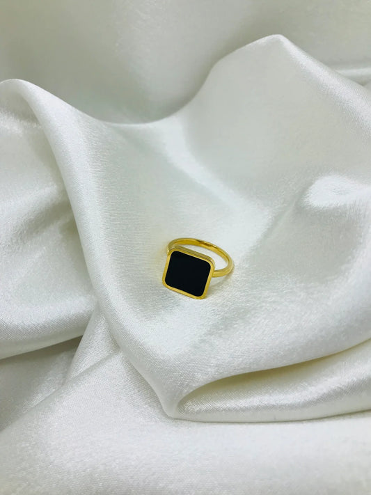 Mignight Edge Ring