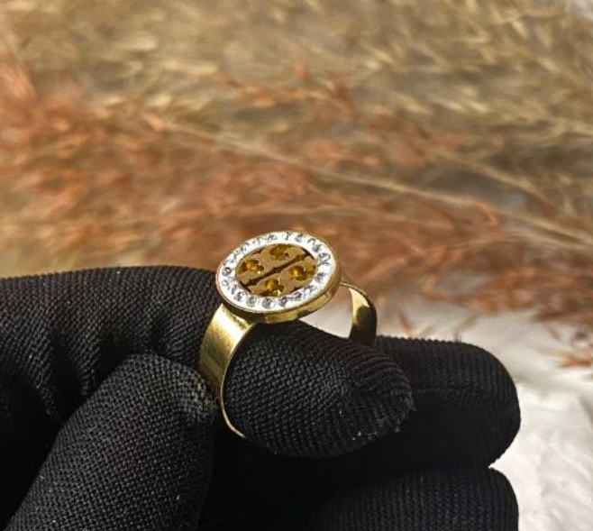 Adjustable Tori Ring