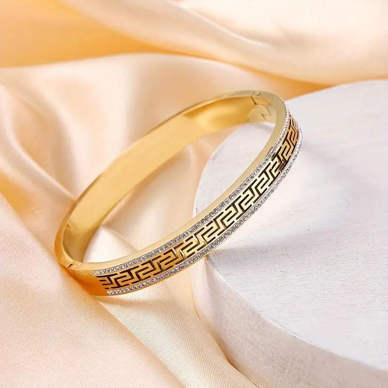 Golden Muse Handcuff