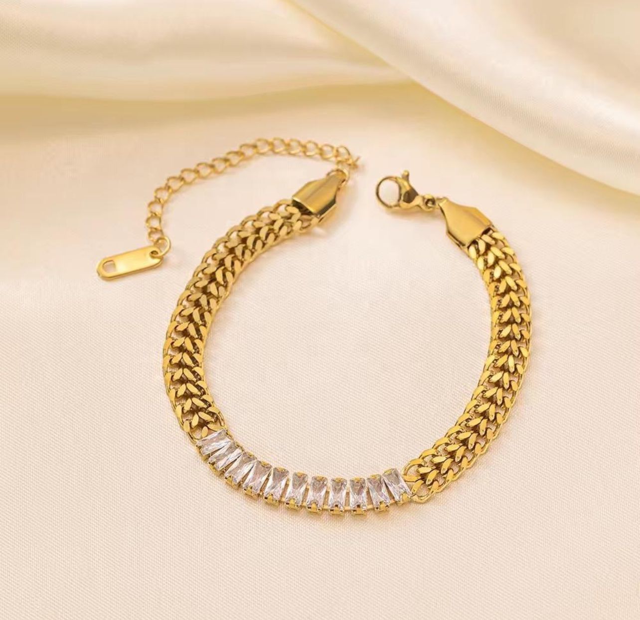 Crystal Studded Chain Bracelet
