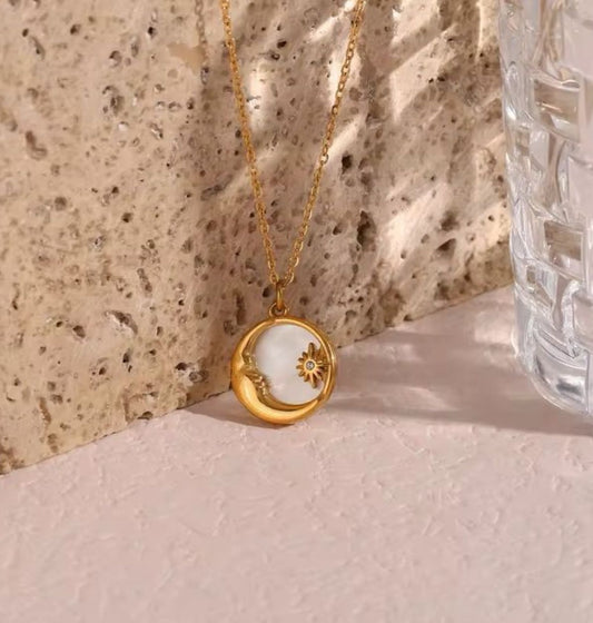 Luna Shine Pendant