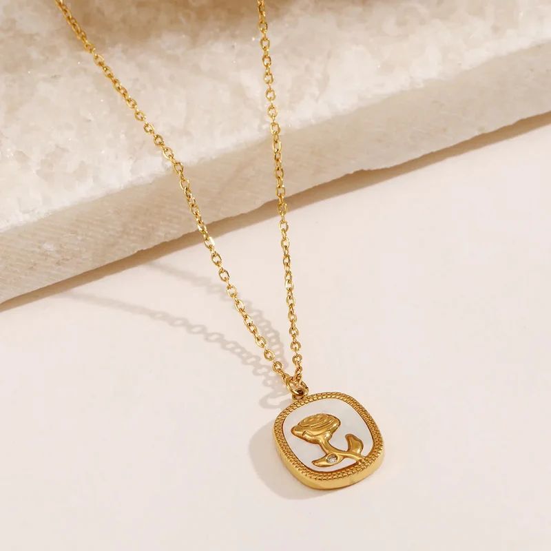 Dainty Flower Pendant