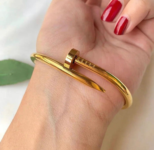 Nail Handcuff
