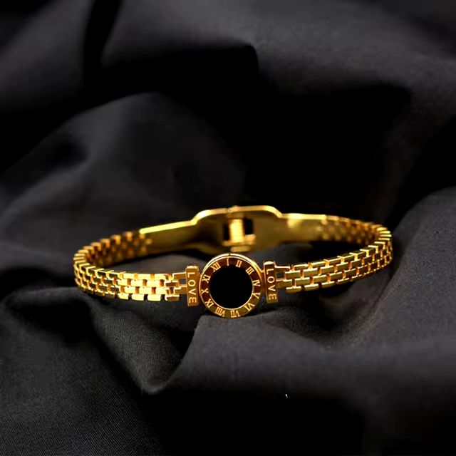 Black Roman Handcuff