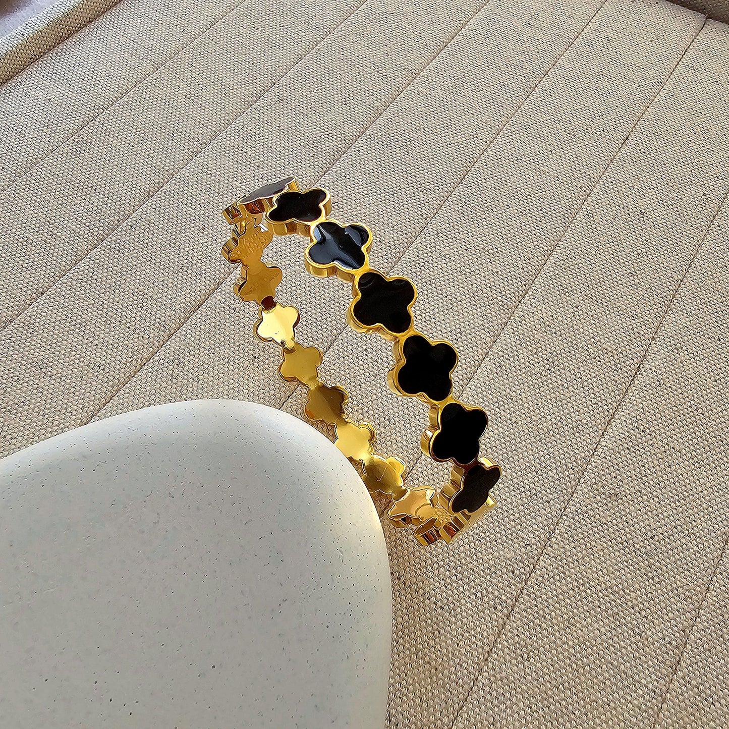 Black Clover Handcuff