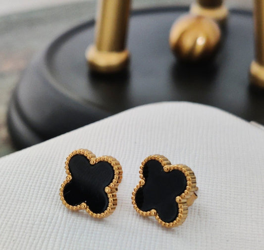 Black Clover Stud