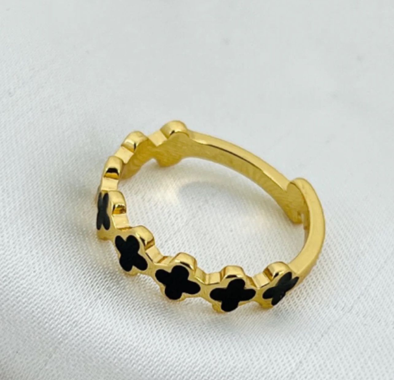 Adjustable Black Clover Ring