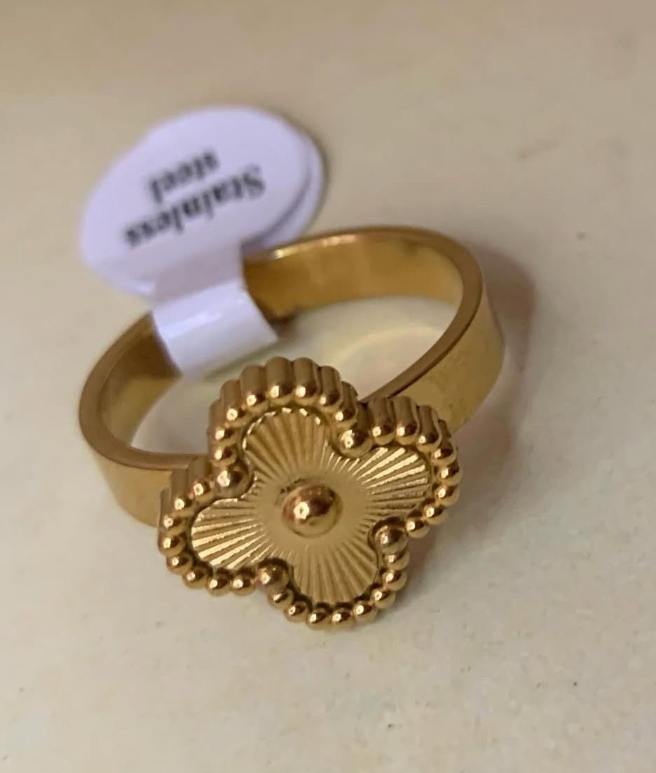 Golden Clover Ring