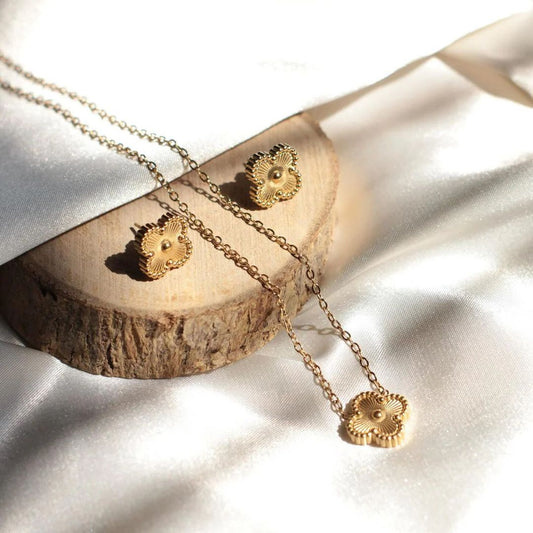 Golden Clover Set