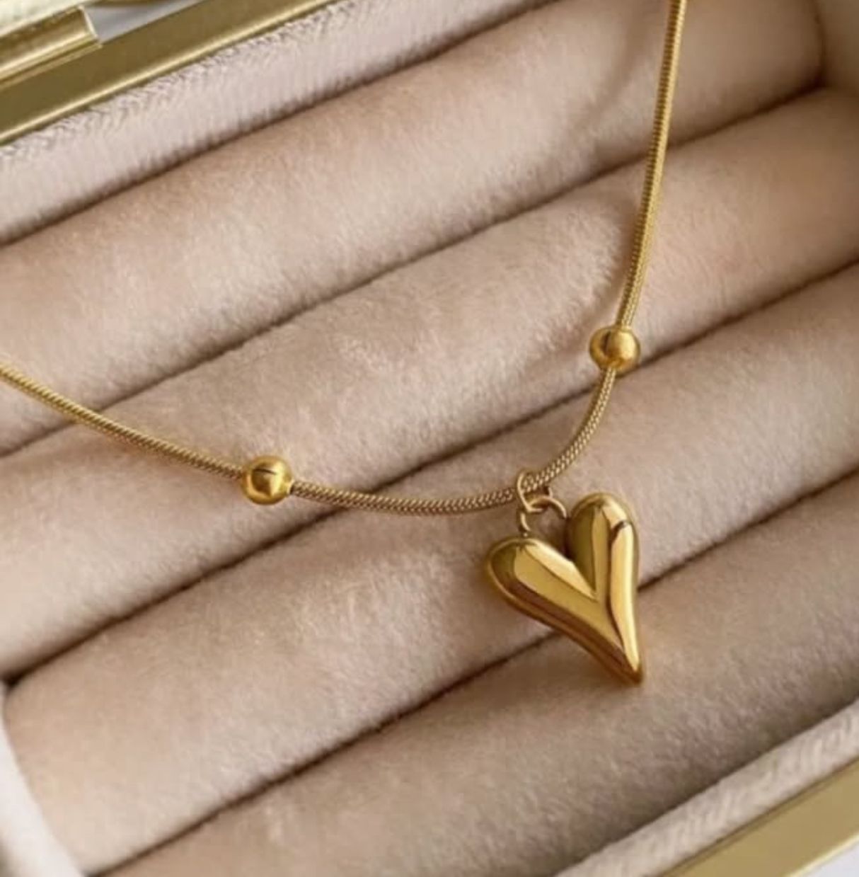 Gold Heartbeat Pendant