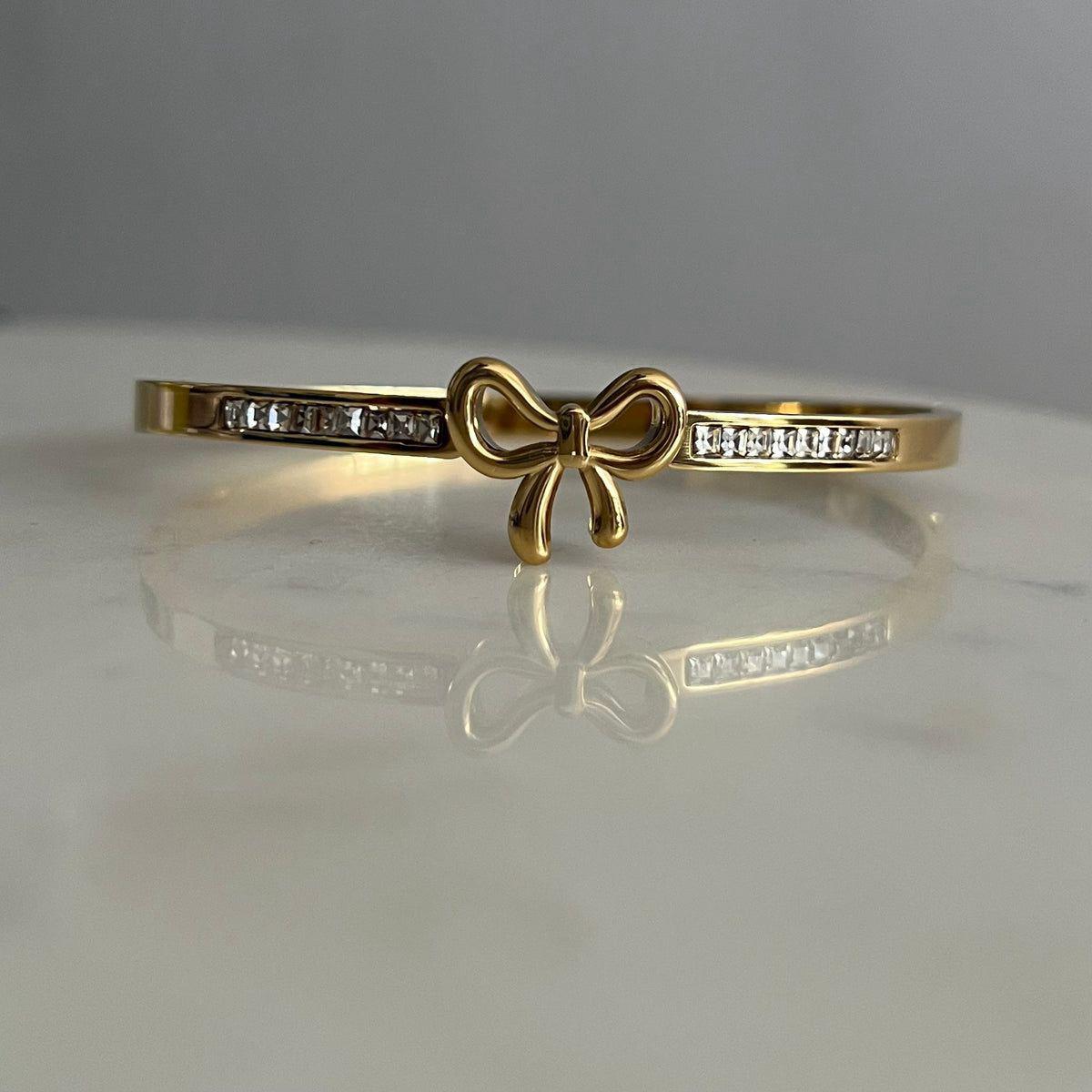 Chic Bow Handcuff