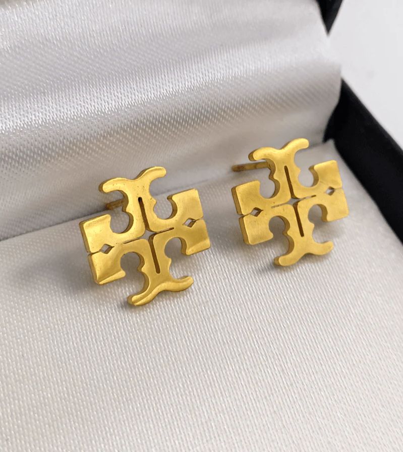 Chic Studs