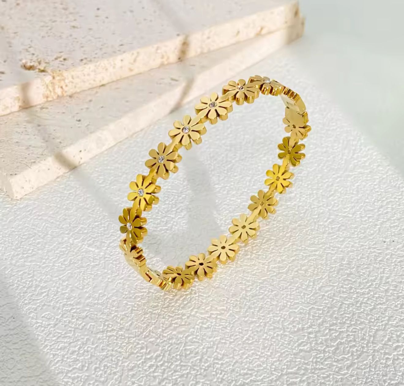 Floral Gleam Handcuff