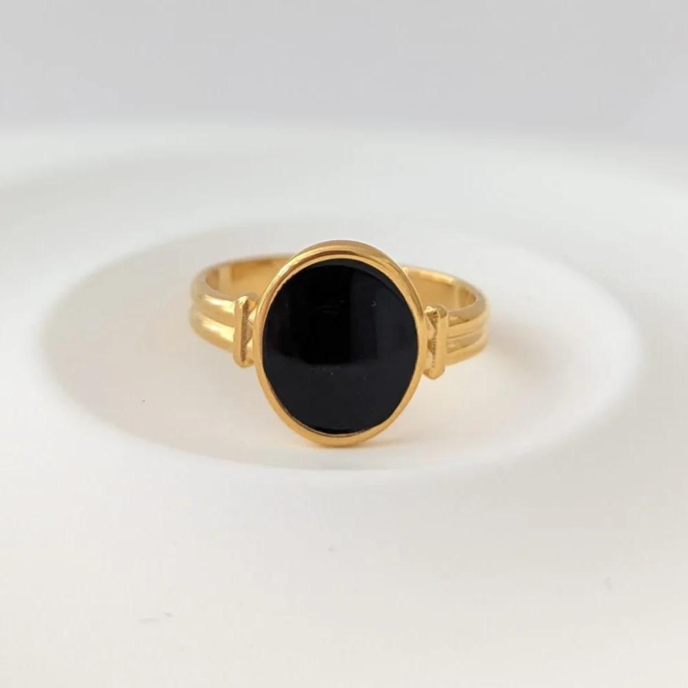 Veloura Ring