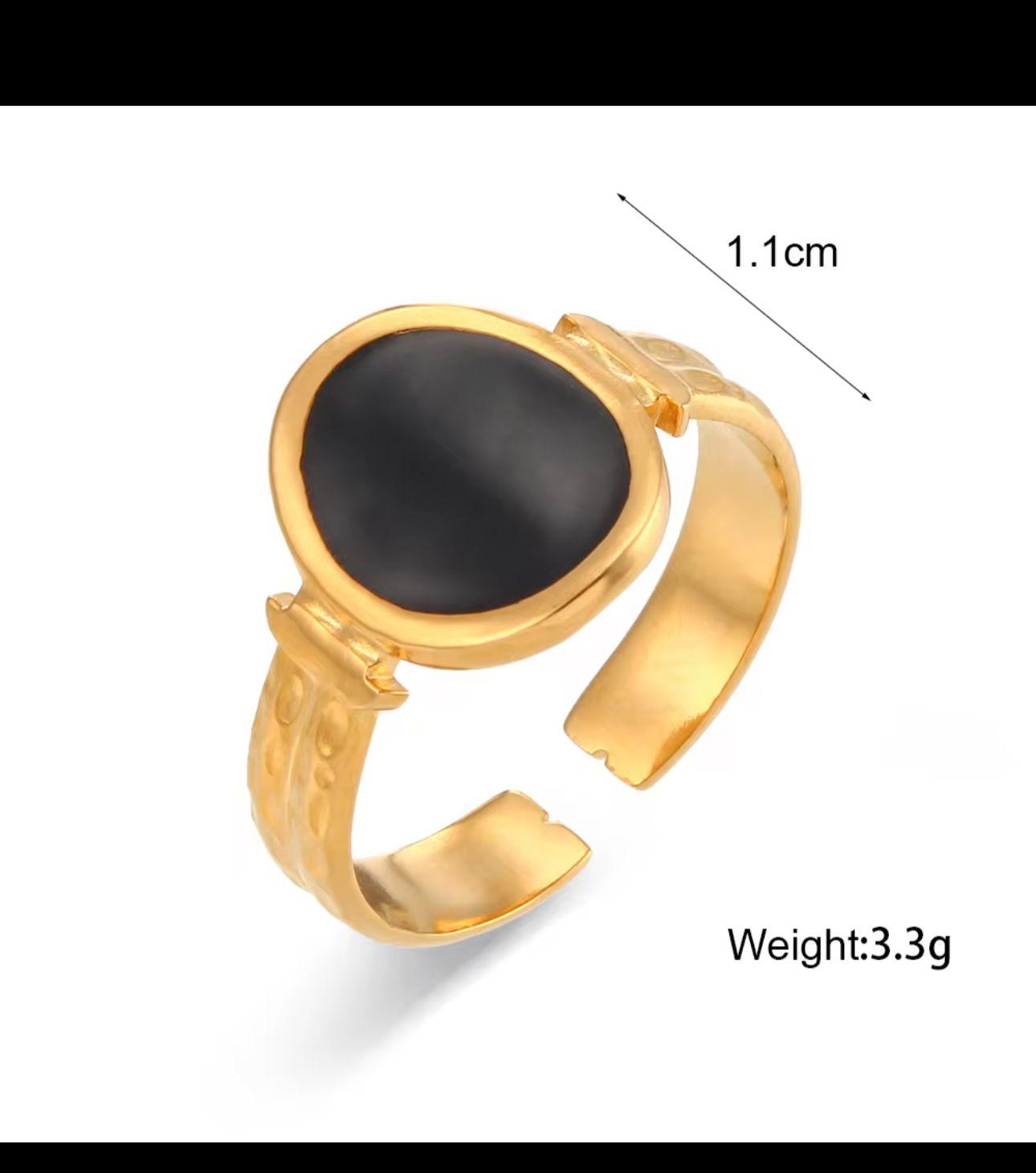 Veloura Ring