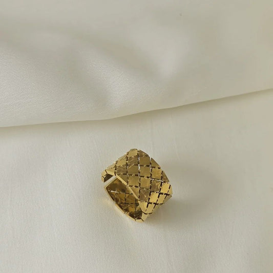 Adjustable Grid Ring