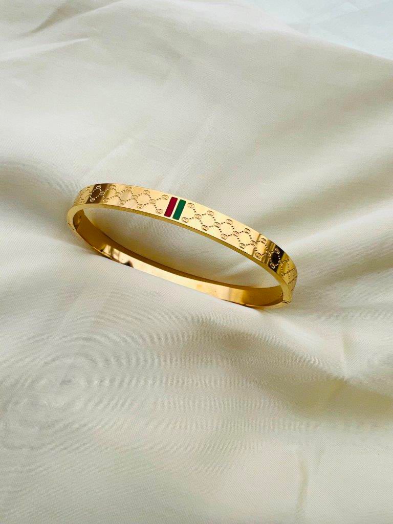 Gucci Handcuff