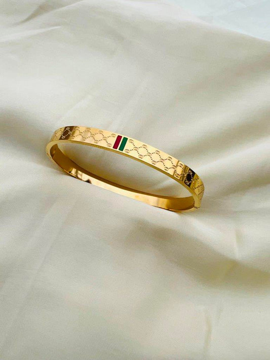 Gucci Handcuff