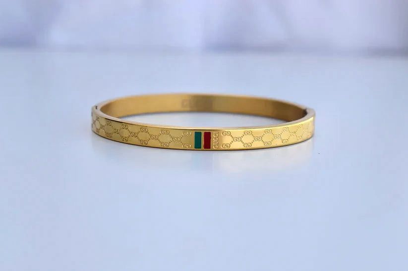 Gucci Handcuff