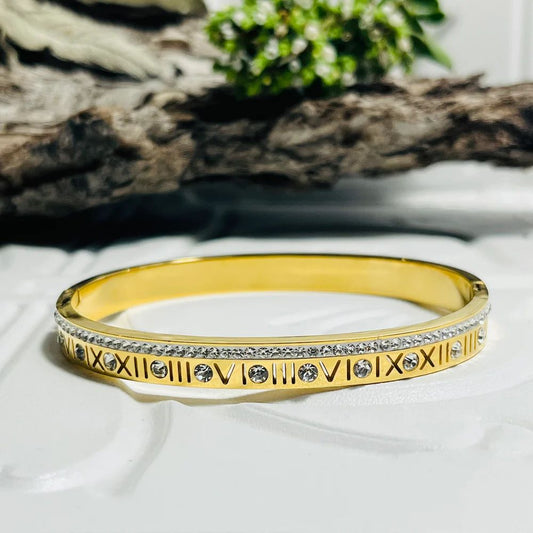 Roman Luxe Handcuff