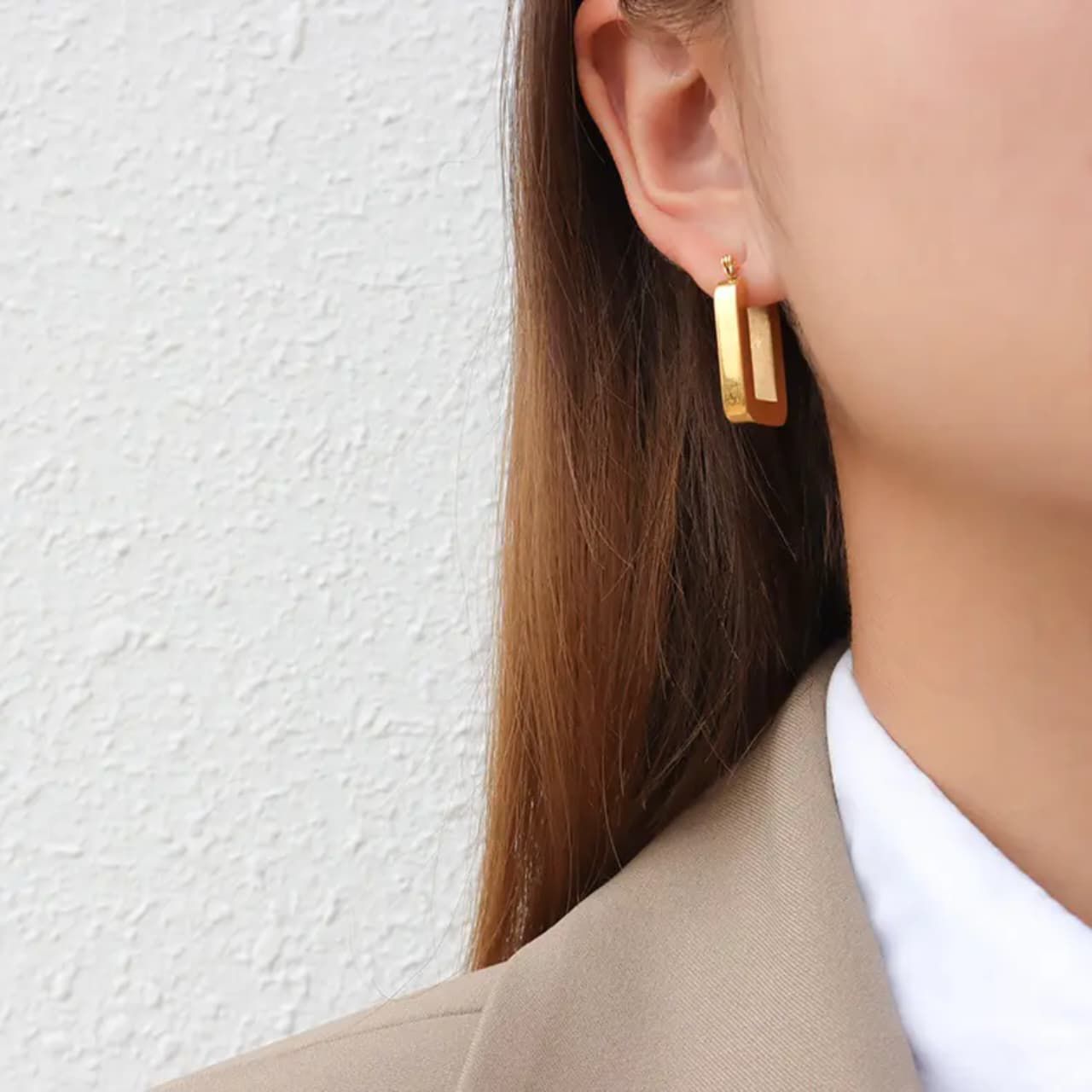 Classic Edge Hoops