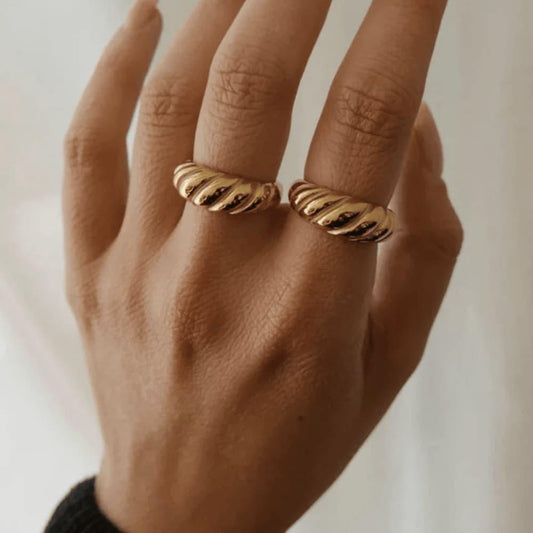 Royal Spiral Ring