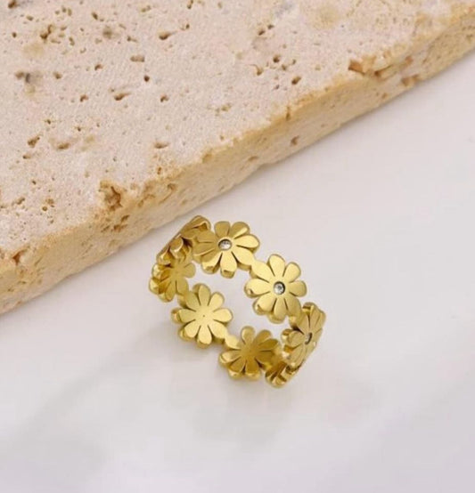 Floral Gleam Ring