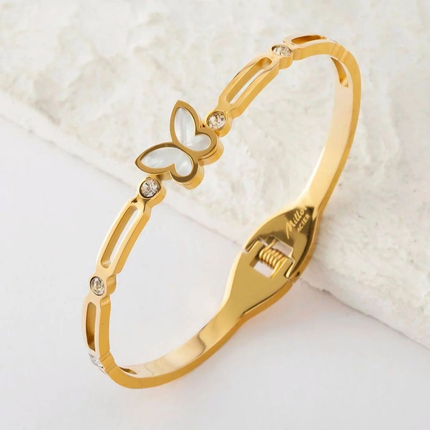 Butterfly Handcuff