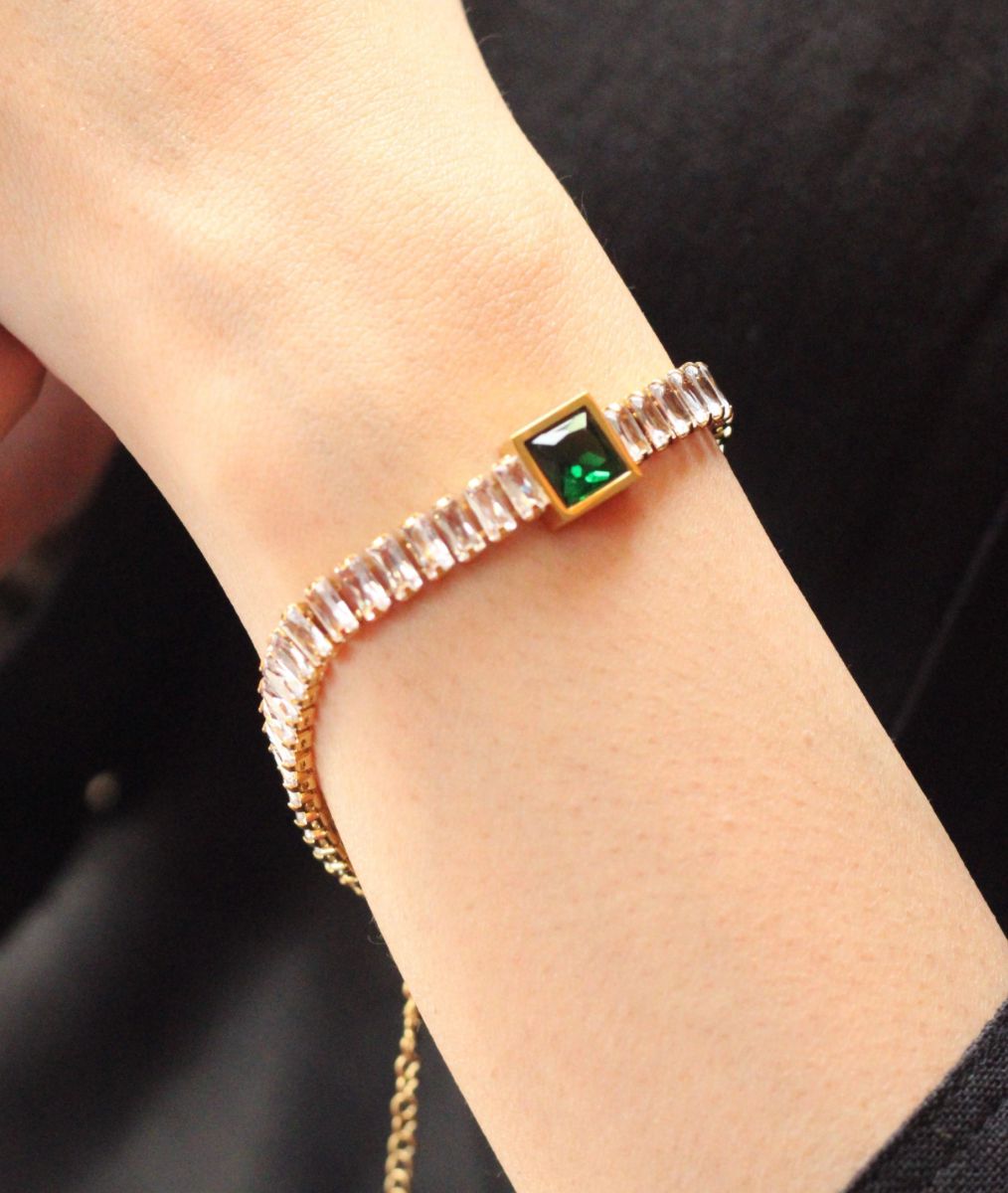 Emerald Radiance Bracelet