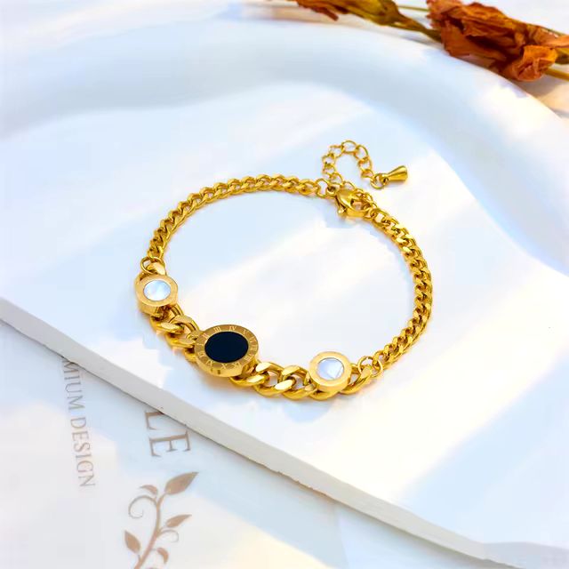 Circles Dainty Bracelet